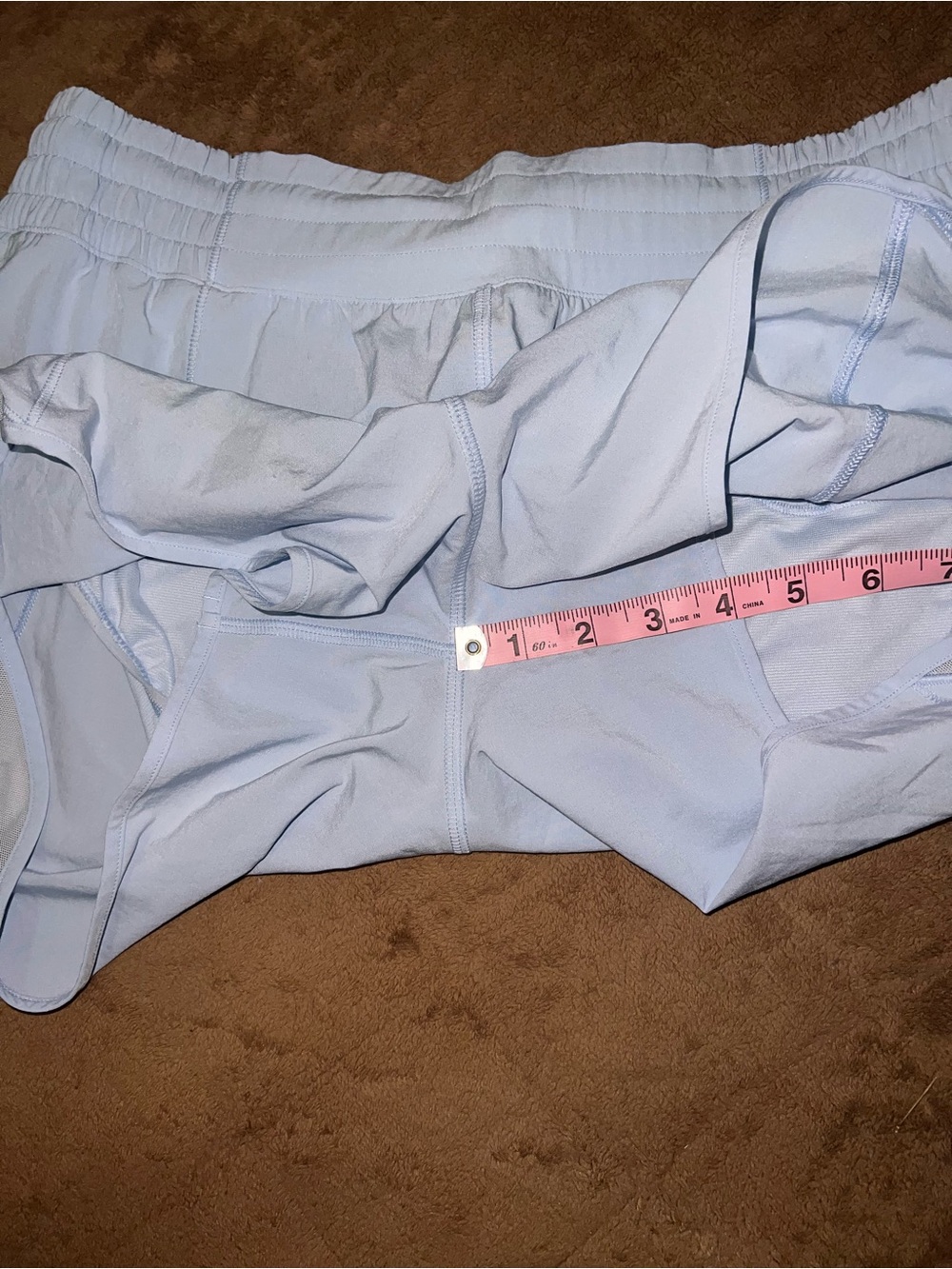 Lululemon Hotty Hot Low-Rise Lined Short 4" size 10 Colour
Blue Linen - Picture 7 of 14